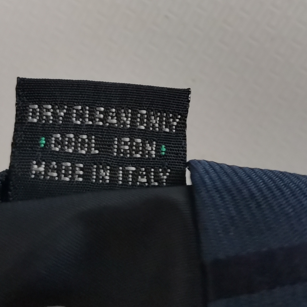BURBERRY LONDON STRIPED SILK TIE - Picture 3 of 5